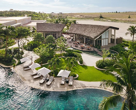 Inside New World Hoiana Hotel