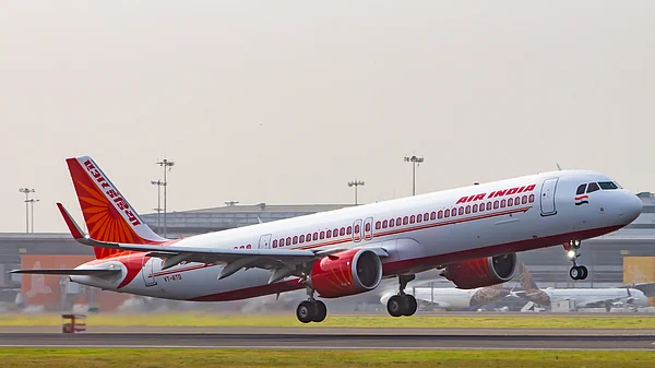 BoeingMan777/Shutterstock : Air India is reducing between 15% and 22% of its planned domestic schedule