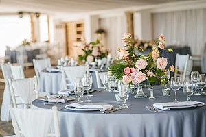 Shutterstock : A hassle-free destination wedding is what one seeks