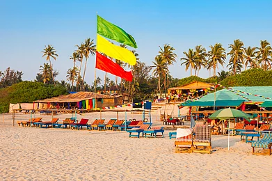 Shutterstock : Goa Govt Urges Tourists To Priortise Safety