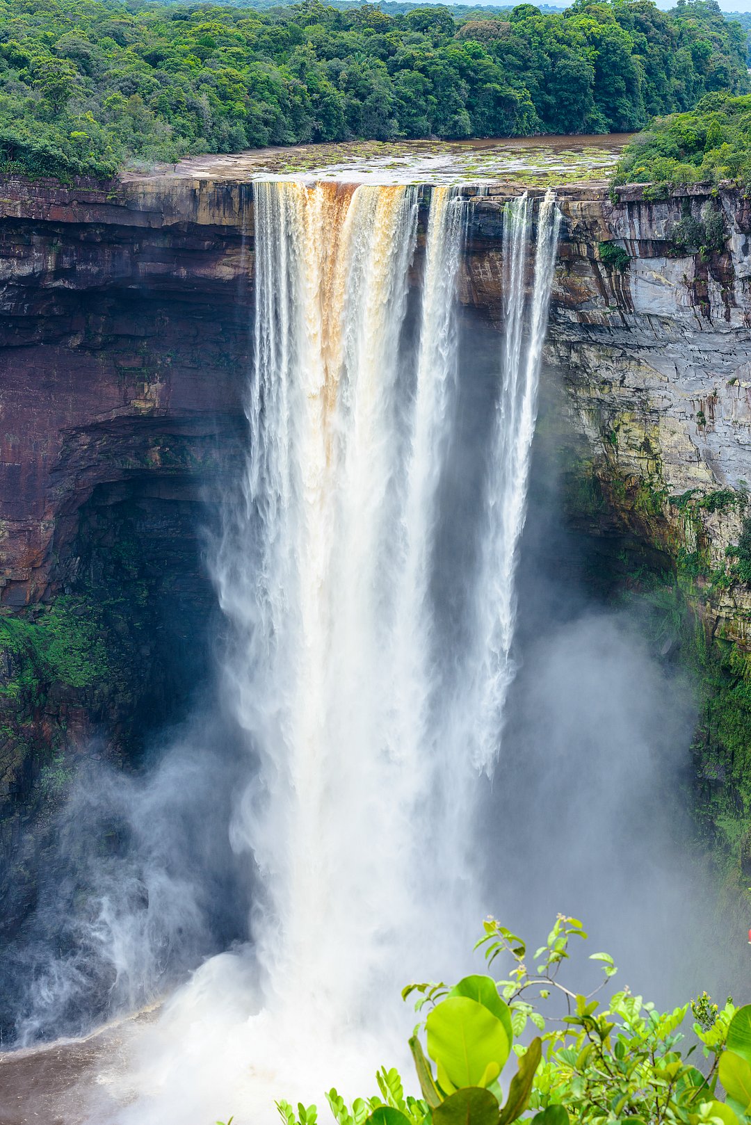 A view of the majestic Kaieteur Falls