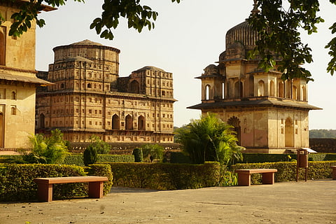 The Chhatris Cenotaphs are magnificent memorials dedicated to the erstwhile rulers of the Bundela clan