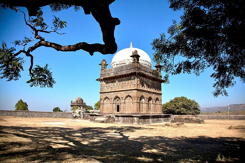 Malik Ambars Tomb in Khuldabad