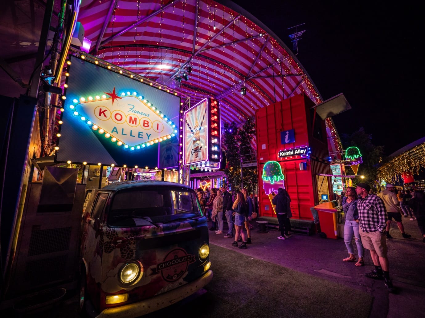 Eat Street Northshore has delectable delights and a wide range of entertainment options, from live music to cabaret performances