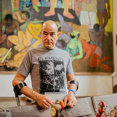 The Westin Goa : Gregory Burns is an American athlete, painter, author, motivational speaker and member