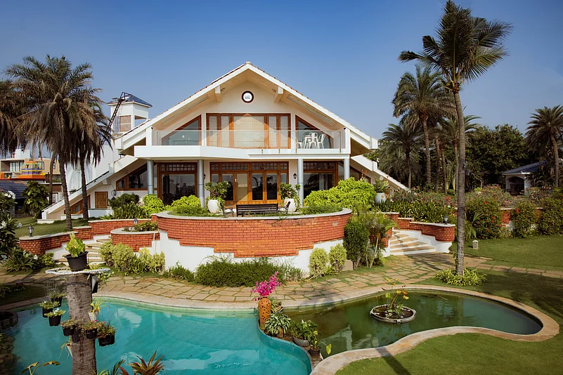 The Blue House is a presidential-type villa with its own private beach