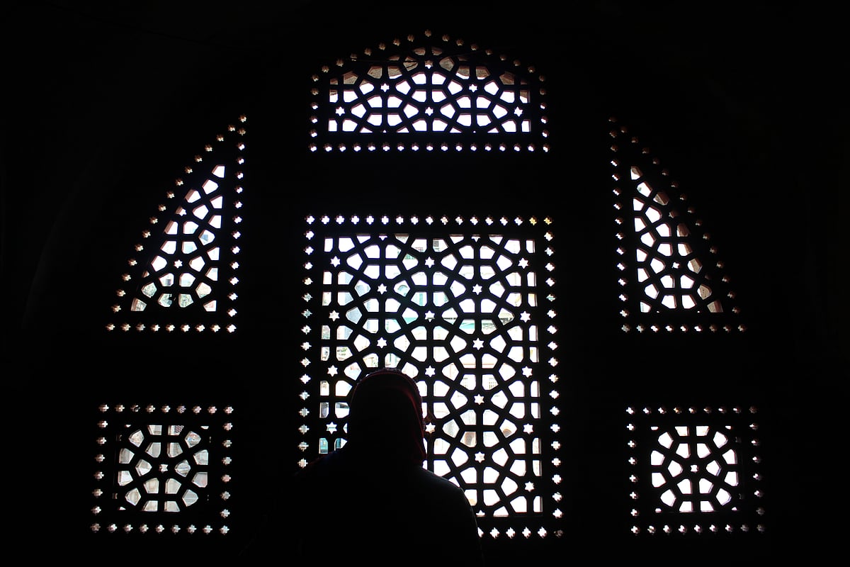 Shutterstock.com : In India, Urdu poets who donned the hats of thinkers and philosophers shaped the places they lived in just as much as they were shaped by those places