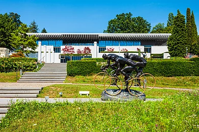 Shutterstock : An aerial shot of the Olympic Museum in Lausanne