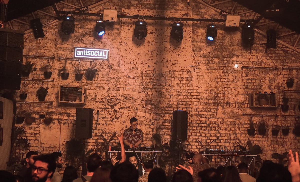 The Unplugged @ SOCIAL events are where live beats combine with electric vibes for a memorable experience