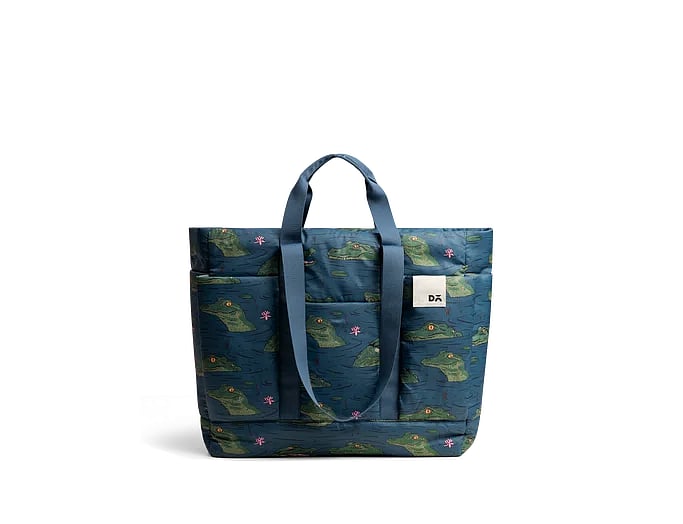 The “Idyll Tote” is structured to gratify the needs of compulsive over-packers