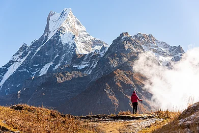 Shutterstock : A glimpse of the Machapuchare and Mardi peaks