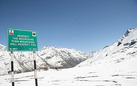At the top of Rohtang Pass