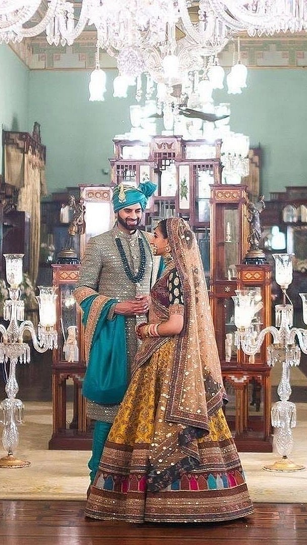 tajfalaknuma/instagram : A couple on their wedding day at Taj Falaknuma Palace