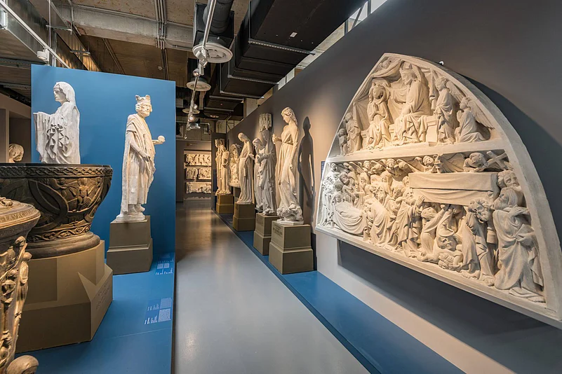 The Museum of Fine Arts displays treasures of international and Hungarian art spanning ancient times to the end of the 18th century
