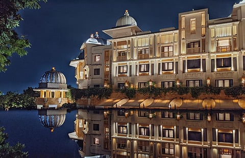 The five-star luxury hotel is situated in Lake Pichola and dazzles visitors with its gleaming façade