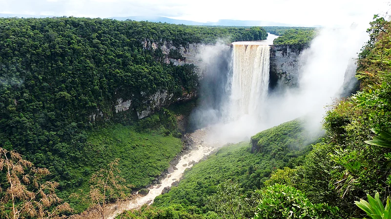 The Kaieteur Falls towers nearly five times taller than Niagara Falls at an incredible 825 feet