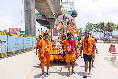 AbhishekMittal/Shutterstock : The annual Kanwar Yatra is estimated to attract 15-20 lakh devotees this year