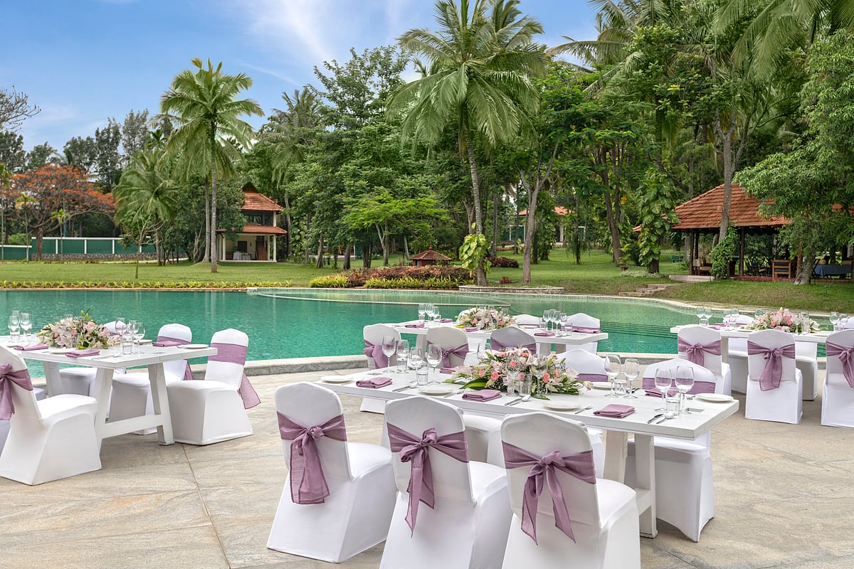 Big Banyan Wines works with a third party to decorate the venue, supply live music and hire the services of a DJ