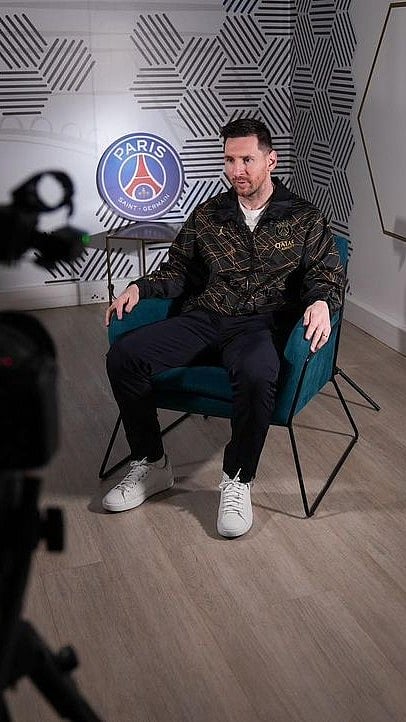 Messi in Paris