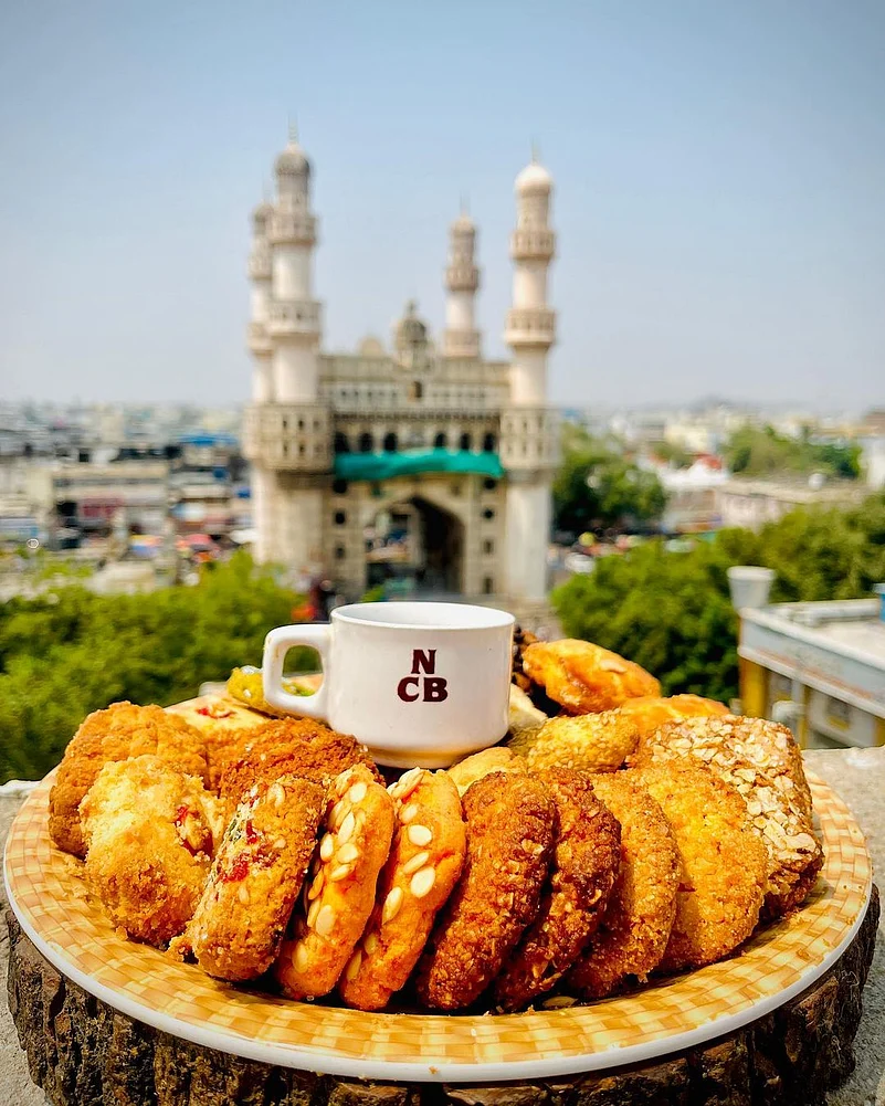 Irani chai and plate of Osmania biscuits at Nimrah Cafe