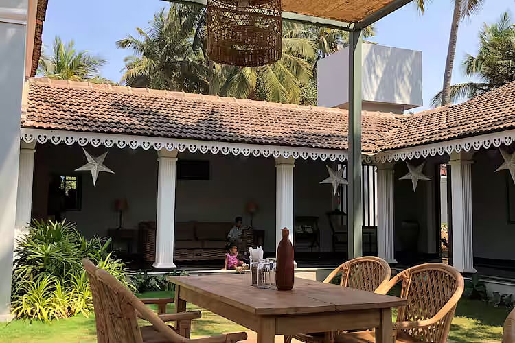 A lazy afternoon at the restaurant