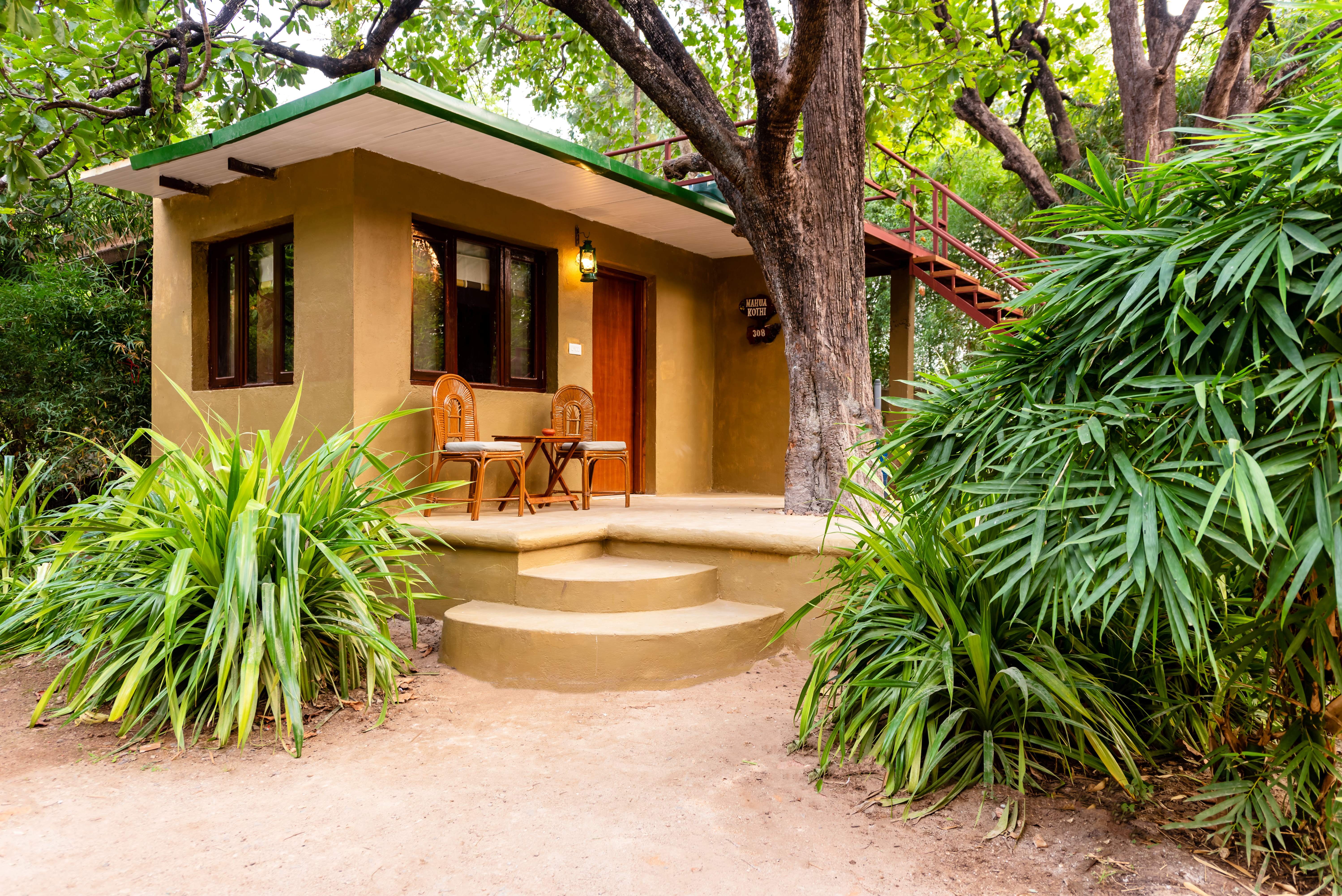 A room in the Pench Jungle Camp