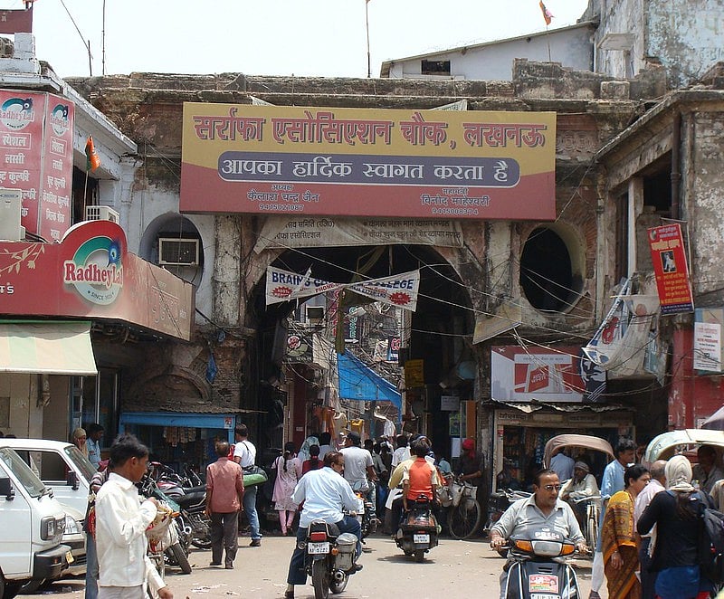 Gateway, Gol Darwaza, in Lucknows Chowk, built by Asaf-ud-Daula