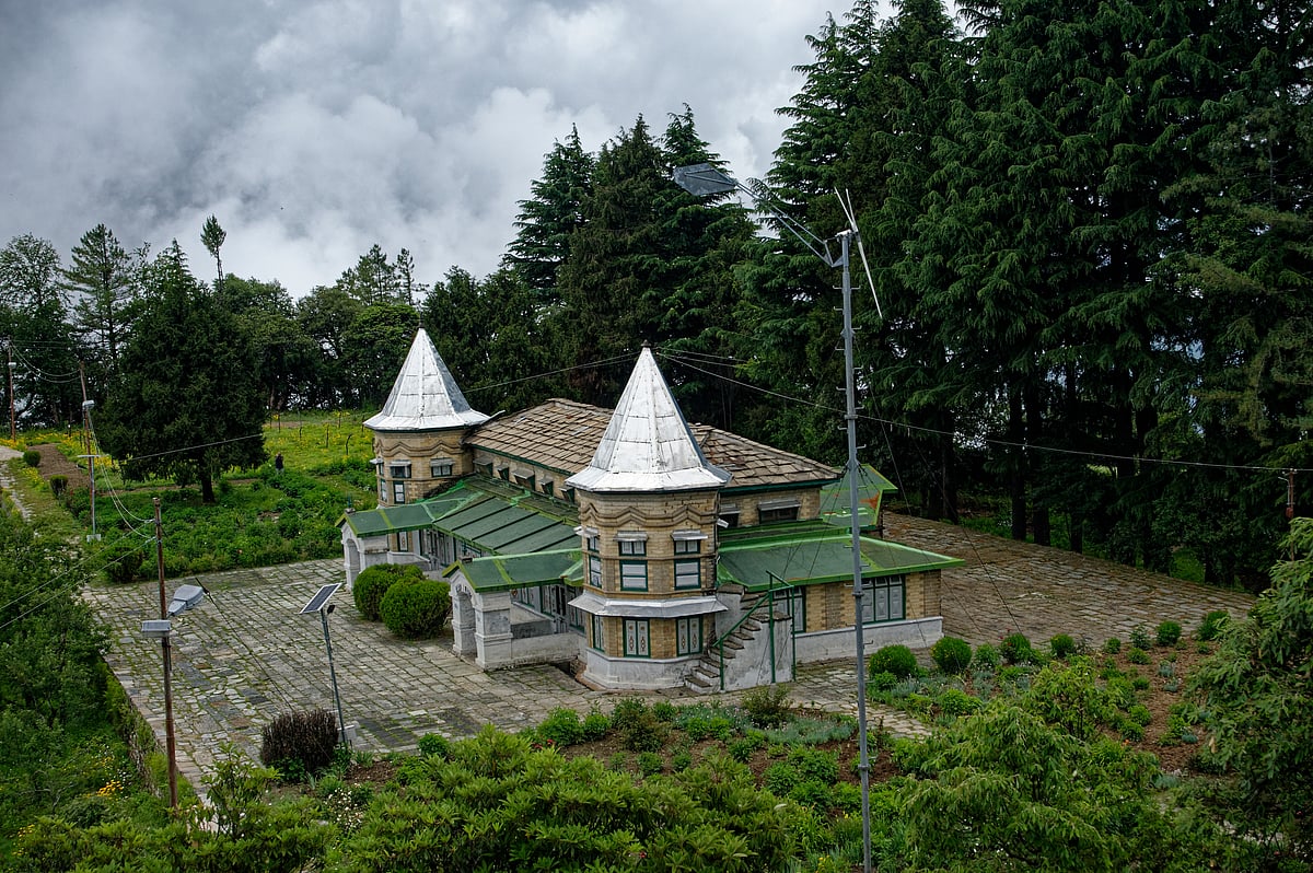 A view of the Narayan Ashram