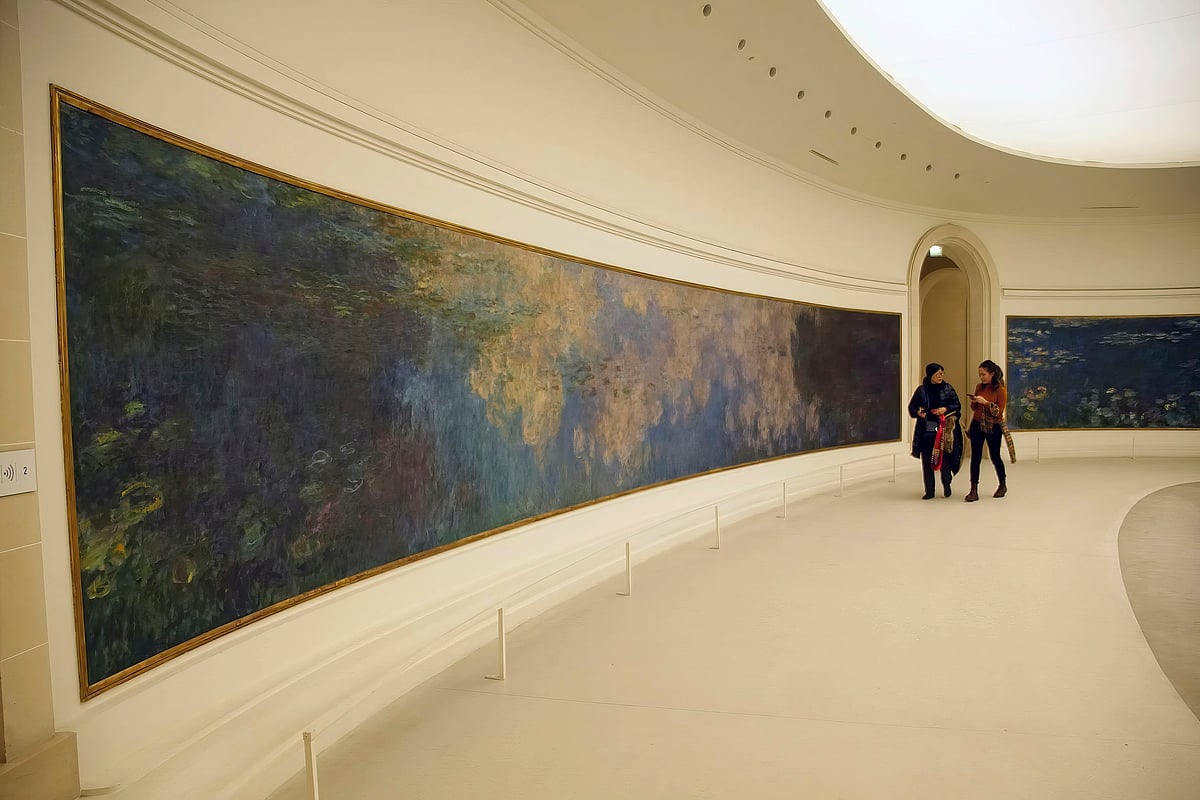 The Musée de lOrangerie is most famous for displaying Claude Monets Water Lilies series