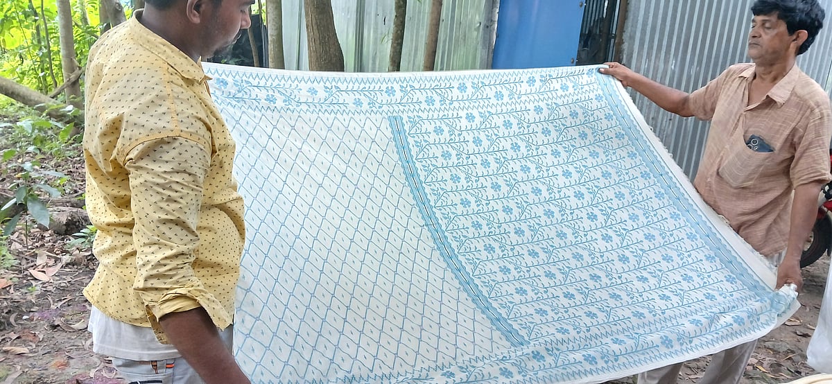 Modern motifs to popularise the Muslin saris