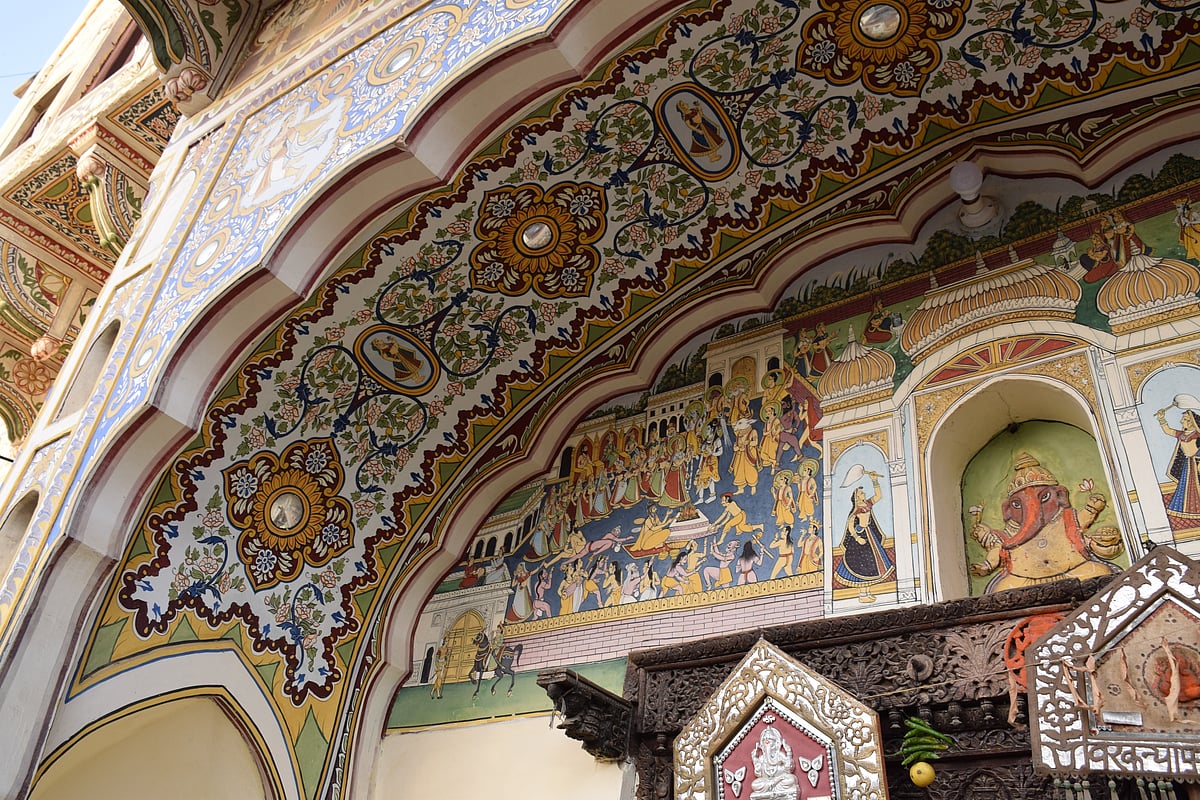 The town of Mandawa is a hidden gem that is often referred to as Rajasthans “Open Art Gallery”