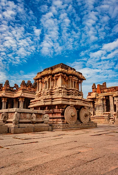 Shutterstock : The iconic chariot of Hampi