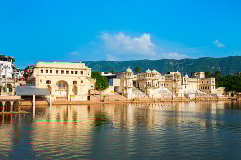 The ghats at Pushkar Lake