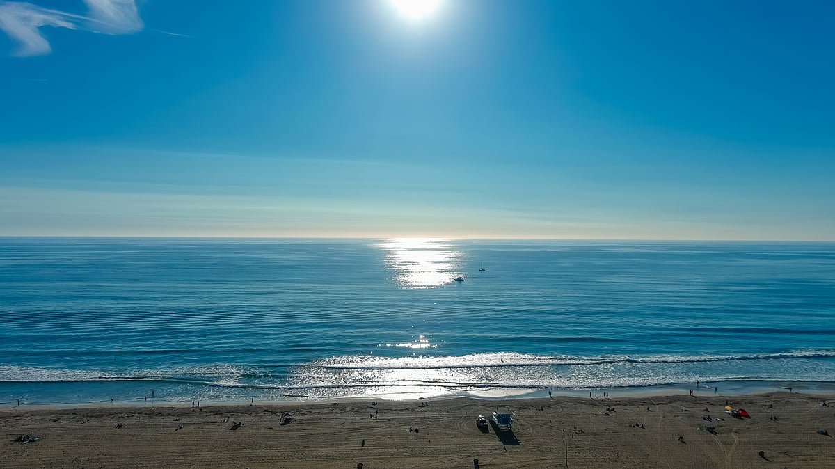 A look at the Santa Monica Beach