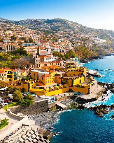 Shutterstock : Funchal in Madeira
