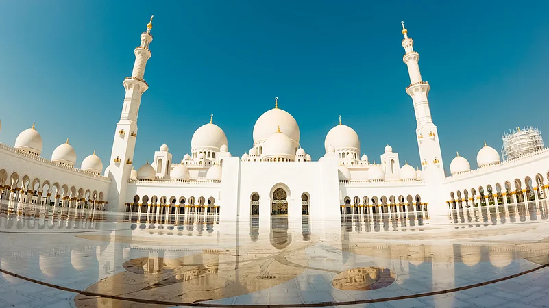 Grand Mosque in Abu Dhabi during mid day in hot weather