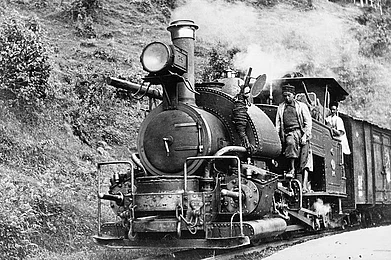 Photo: Getty Images : A shot of the DHR taken
in 1950