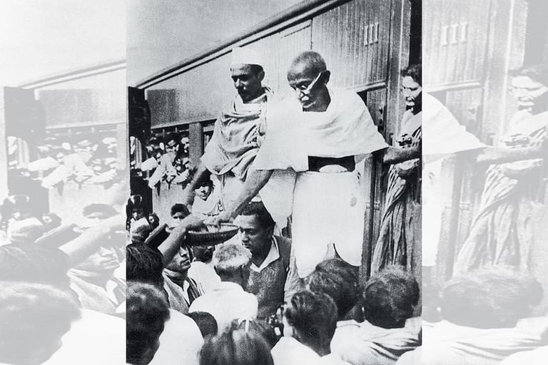 Gandhi at a railway station in Bengal, 1946 - Photo: Getty Images