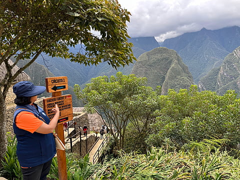 Ruta Circuita 2 is the route that led to the mountain ledge from where one can see the postcard-image of the Machu Picchu.
