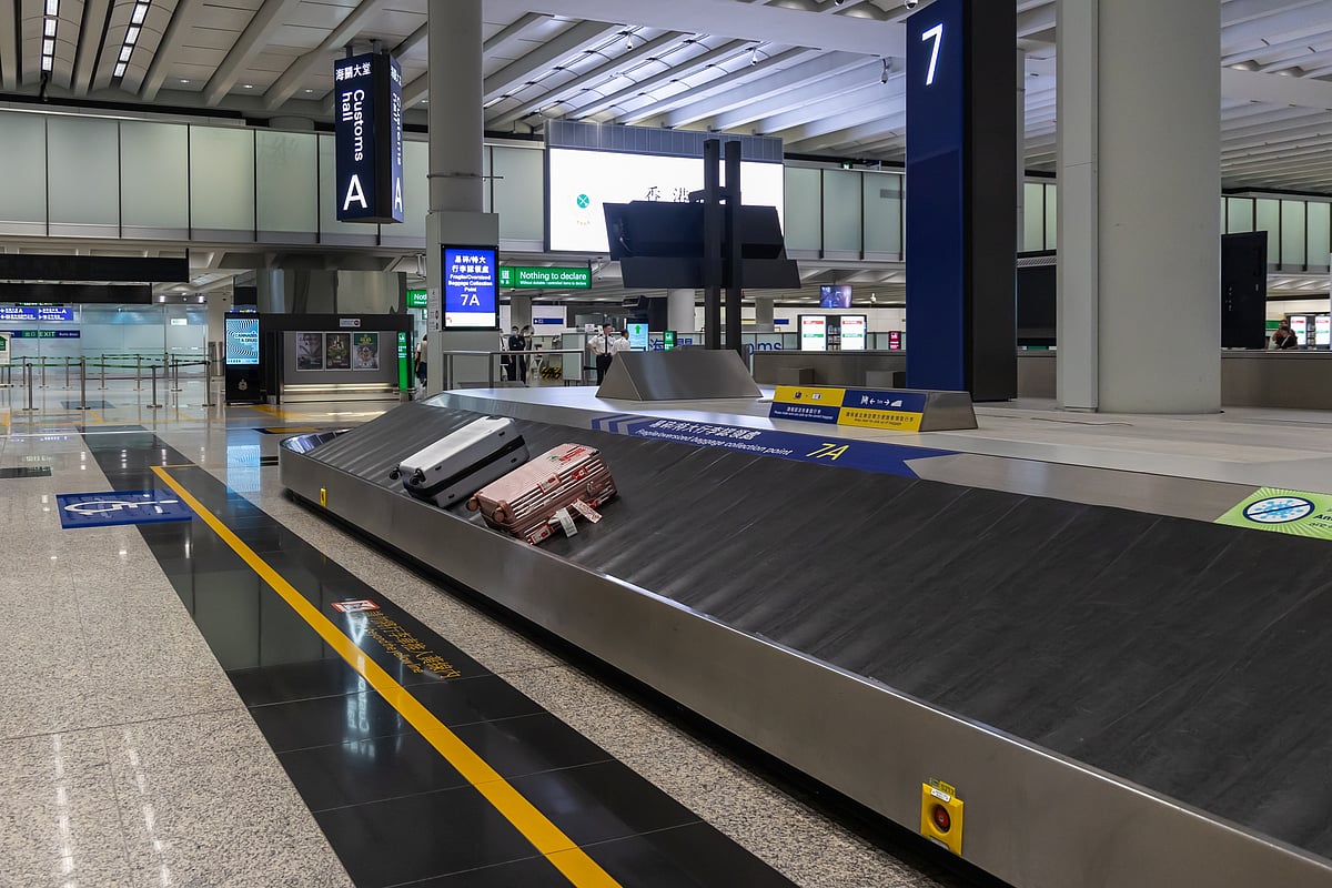 If you are skiplagging and have checked-in luggage then it will reach the final destination on your ticket without you