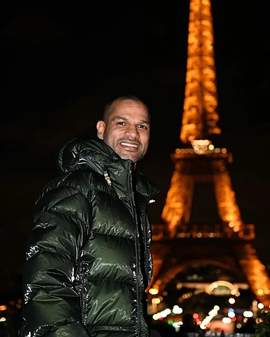 shikhardofficial/x : Dhawan in Paris, France