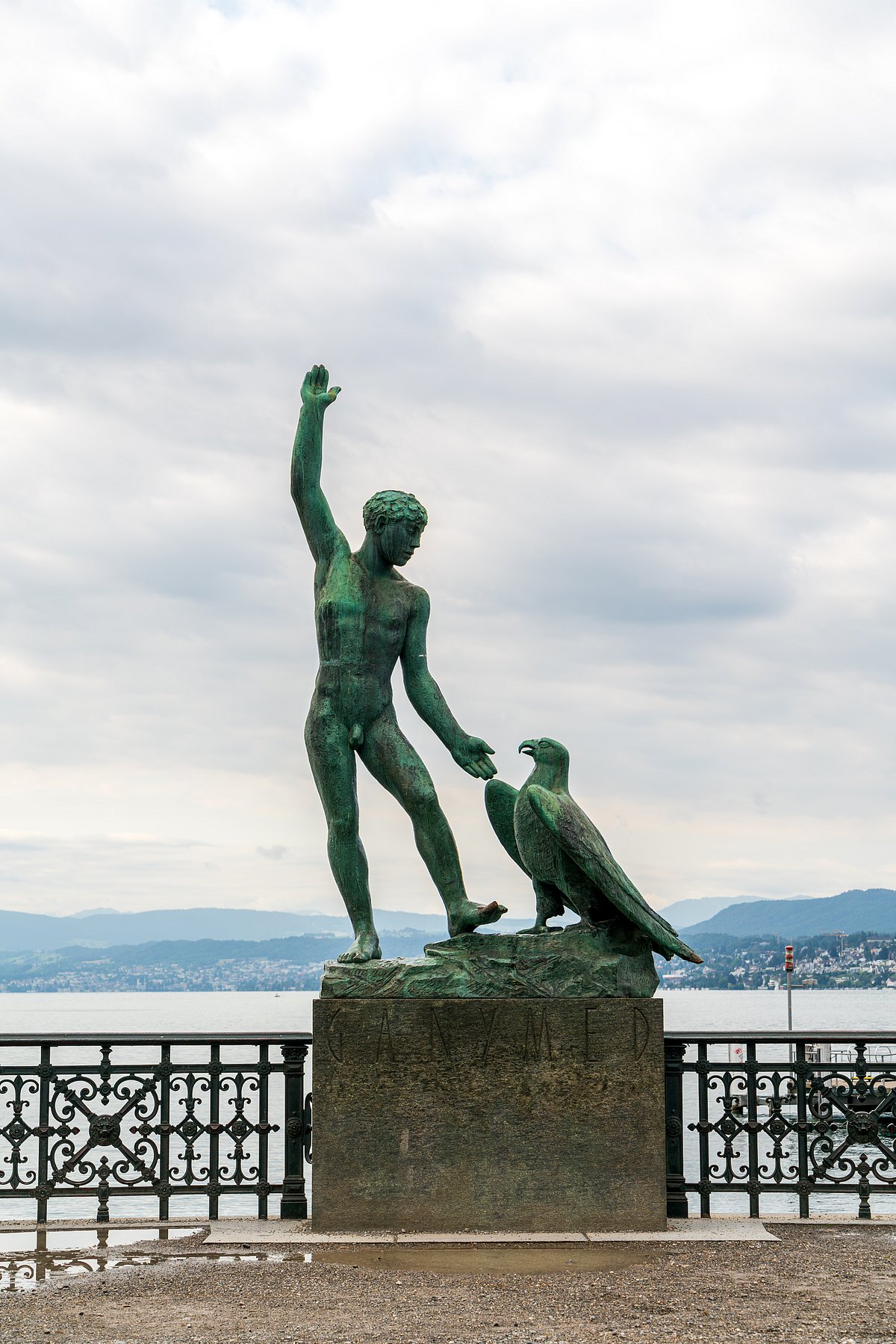 Shutterstock : The Ganymed sculpture is situated by Lake Zürich