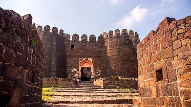 Shutterstock.com : The Daulatabad Fort