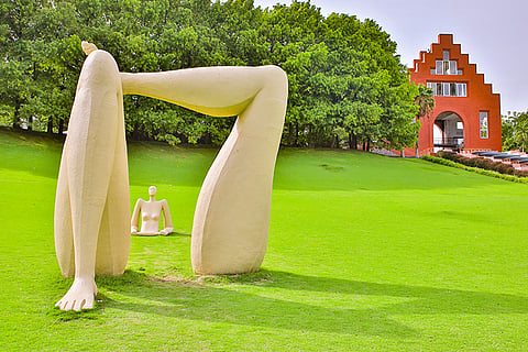 The Leg Garden features exquisite scenery and flora