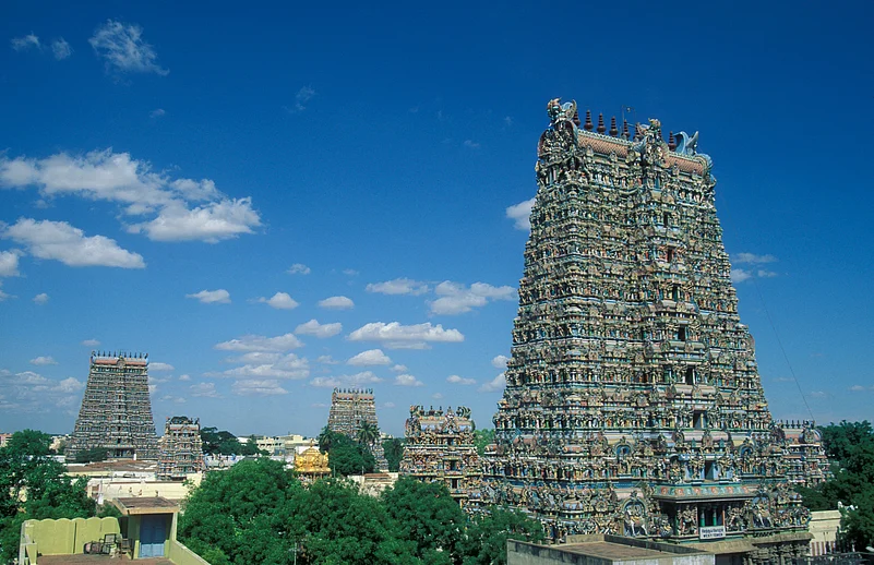 Tower of the Meenakshi Amman Temple in the city of Madurai
