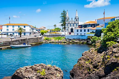 Shutterstock : View of Madalena port on coast of Pico island, Azores, Portugal