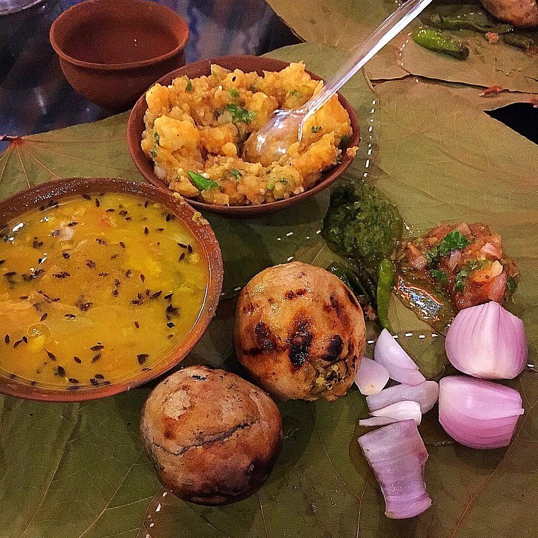 The round baatis or littis in a baati chokha are made with wheat flour and stuffed with a flavourful sattu masala