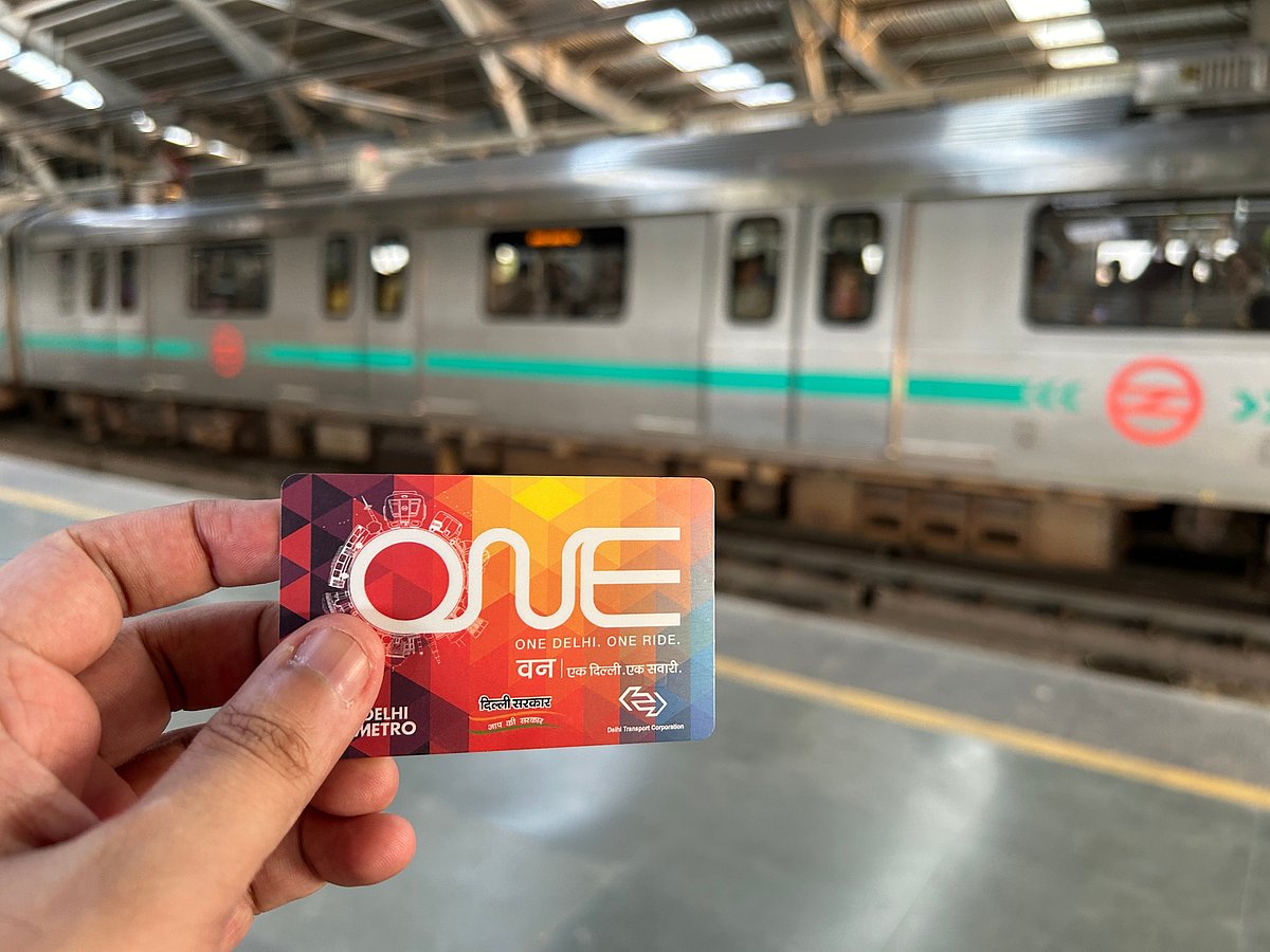 The MJQRT is the latest addition to the list of existing fare options, including single journey QR tickets and DMRC smart cards, pictured here