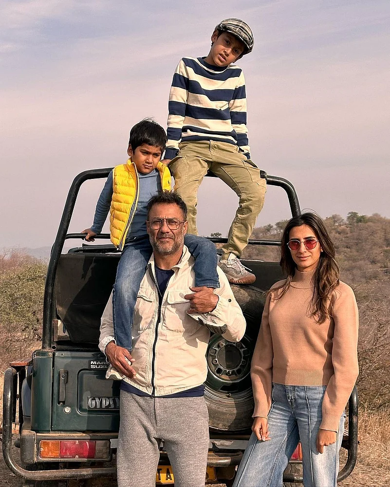 Pragya Kapoor with her husband and film director Abhishek Kapoor, and kids Isana and Shamsher