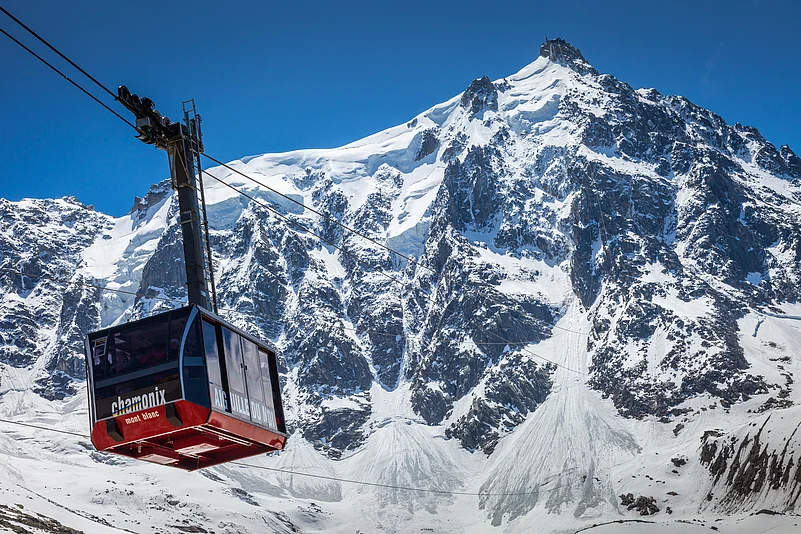 At the Aiguille du Midi, reached by France’s highest cable car in the resort of Chamonix, the temperature dropped to -16°C on September 13